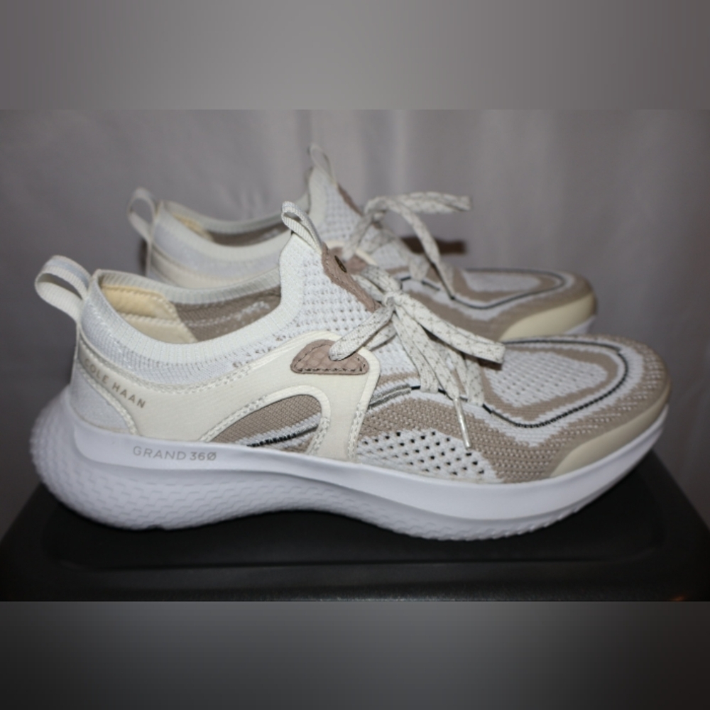 Cole Haan Zerogrand 360 Outpace 2 Running Shoes. Size 8.5. New Without Box.